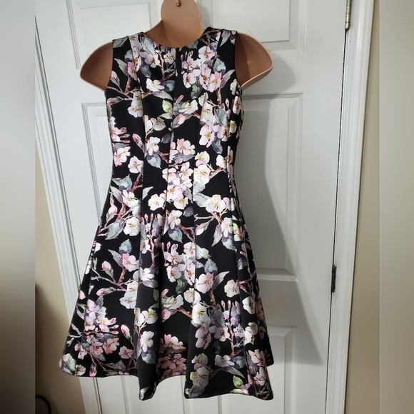Robbie Bee Metallic Floral Fit and Flare Dress - Picture 8 of 11